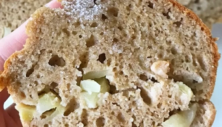 Яблочный кекс