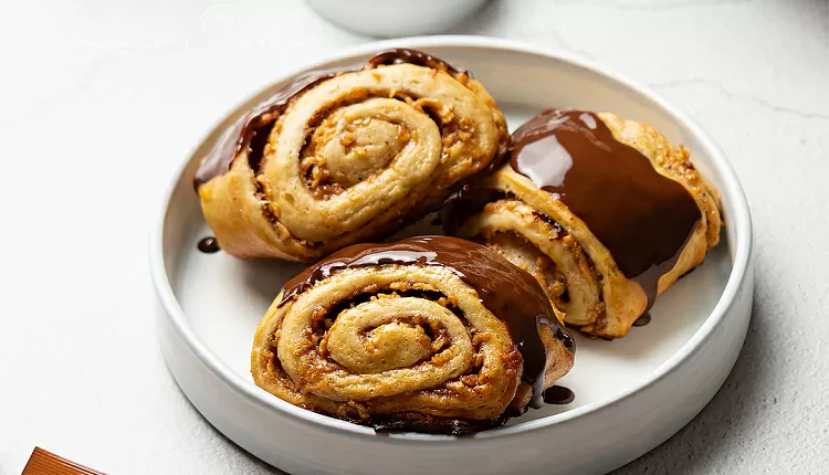 Булочки с корицей