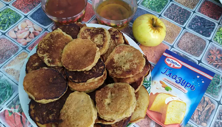 Яблочные оладушки
