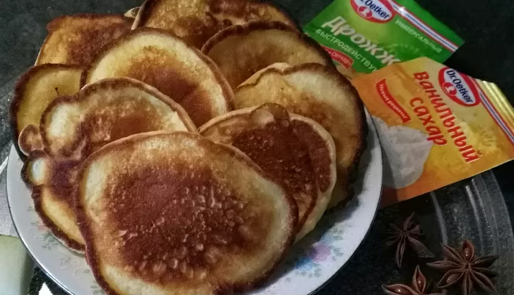 Пышные оладьи на дрожжах