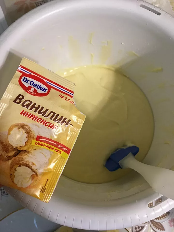 Варенный топленный крем для тортов и пирожных фото