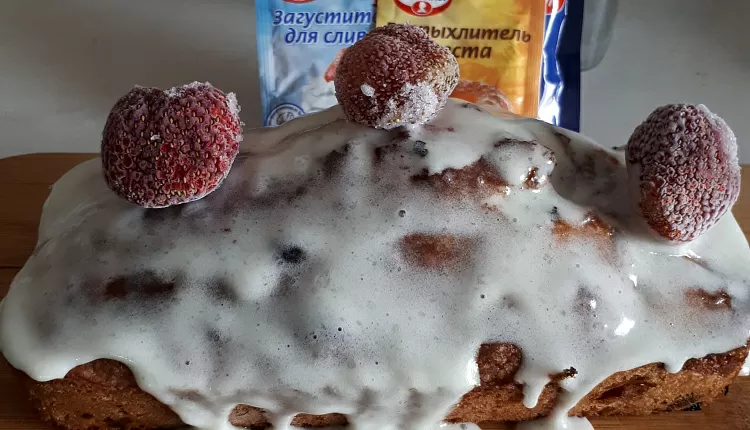Пирог с клубникой