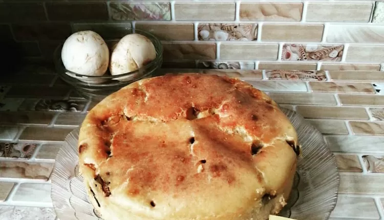 Заливной пирог с курицей и грибами 