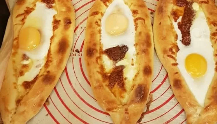 Хачапури по аджарски