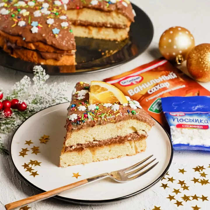 Ванильный торт с апельсиновым джемом и шоколадным кремом фото