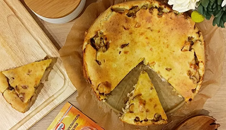 Заливной пирог с курицей и грибами 