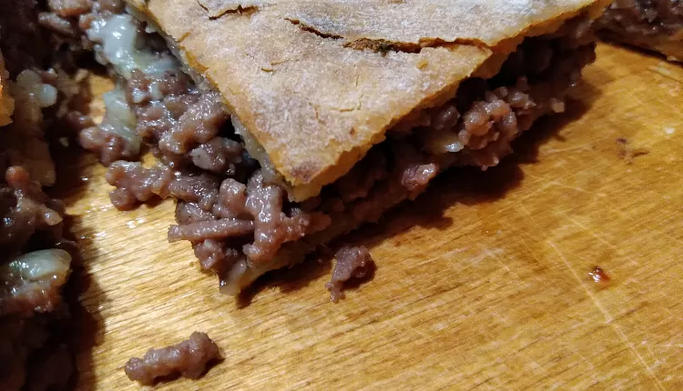 Пирог с картошкой и мясом