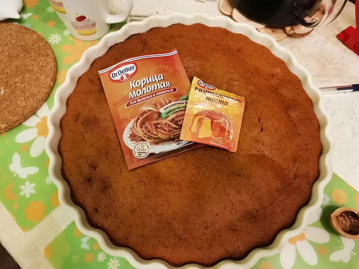 Влажный морковный кекс с маком и корицей фото