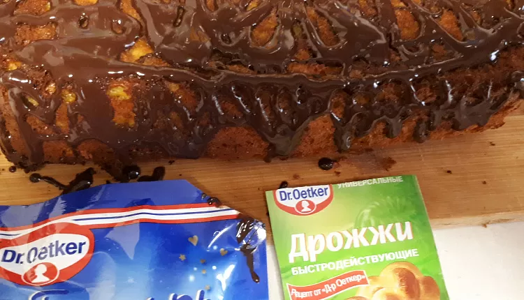 Морковный кулич
