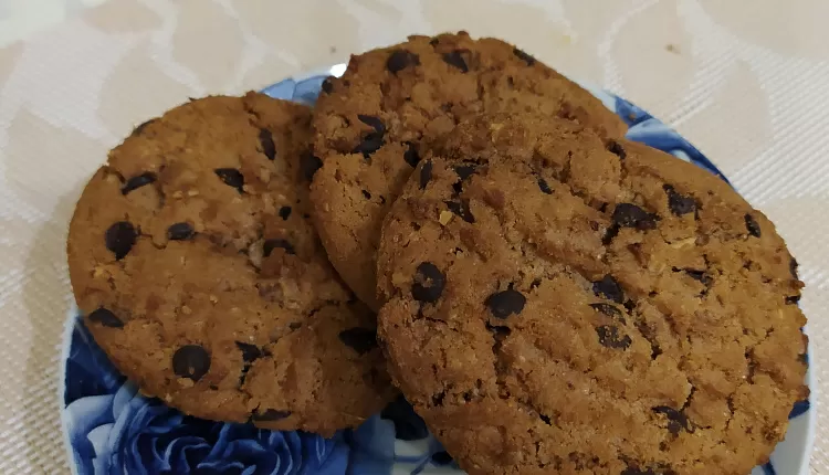 Овсяное печенье с кусочками шоколада