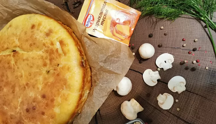 Заливной пирог с курицей и грибами 