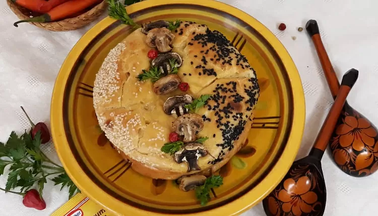 Заливной пирог с курицей и грибами 