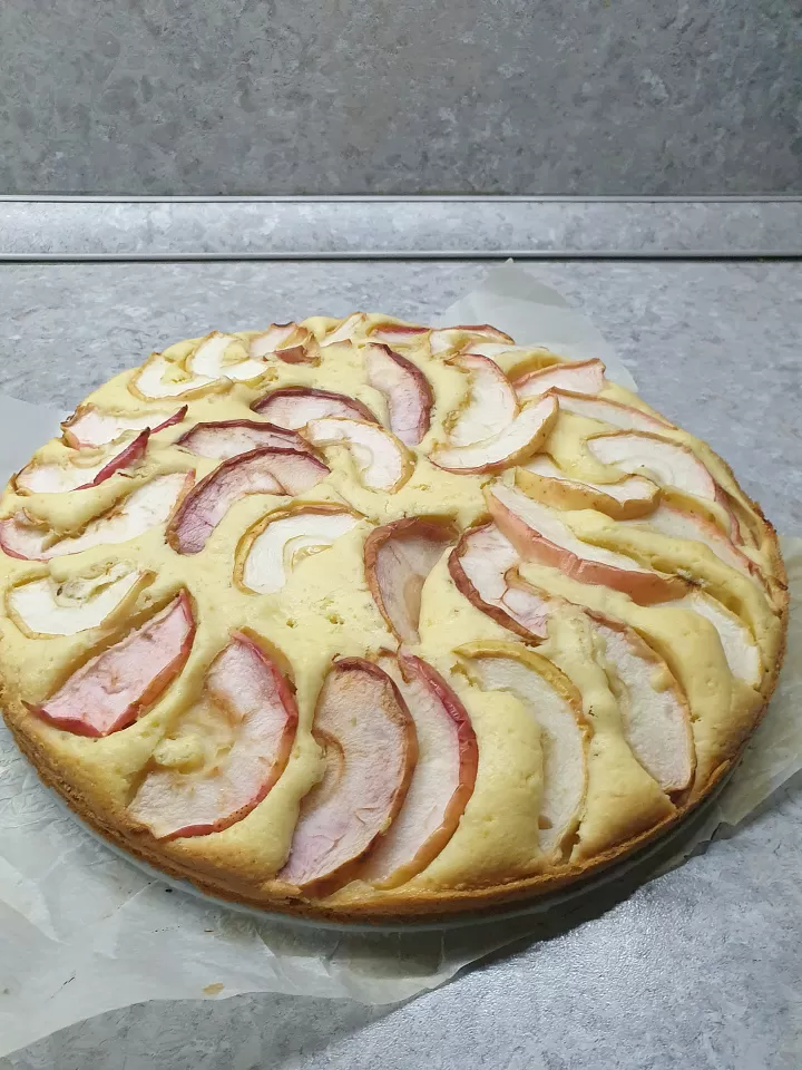 Пирог с яблоками  фото