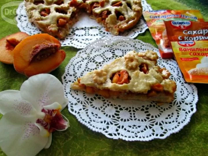 Пирог с ароматными персиками фото