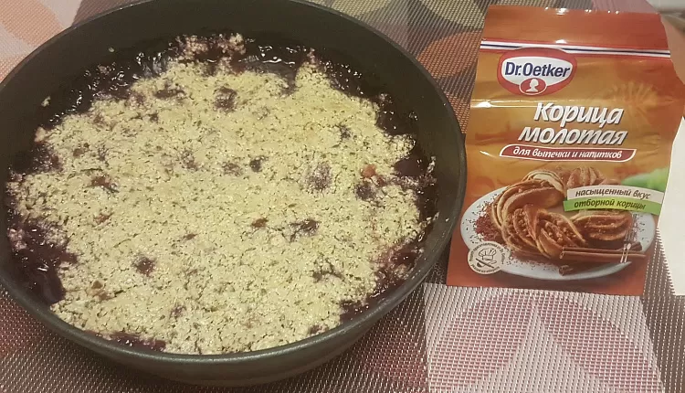 Ягодный крамбл