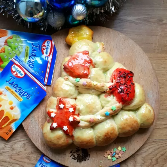 Сладкая булочка «Елка» фото