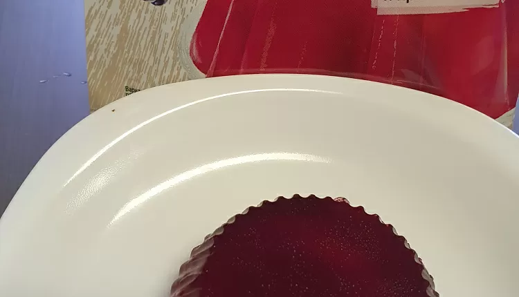 Желе со вкусом лесных ягод, с добавлением ирги