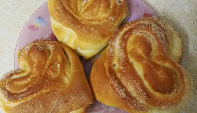 Мягкие сахарные плюшки