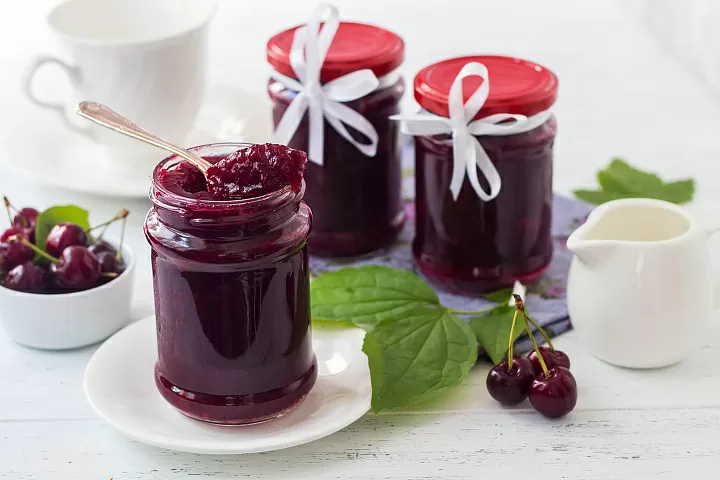 Вишневый конфитюр фото
