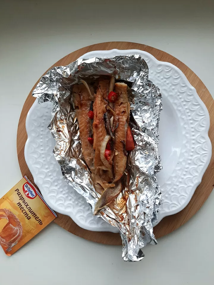 Запечённая рыба с паприкой и овощами  фото рецепта