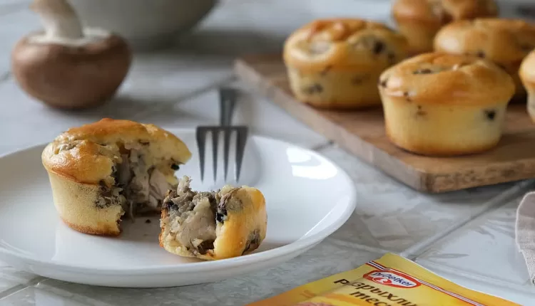 Заливной пирог с курицей и грибами 