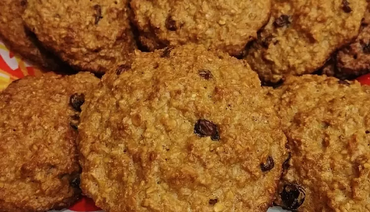 Овсяное печенье с изюмом