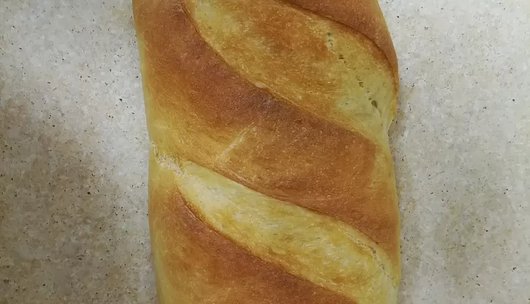 Сладкий белый хлеб