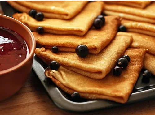 Фото рецепта Блины на кефире: очень вкусный проверенный рецепт!