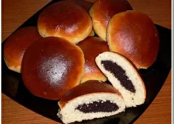 Булочки с маком