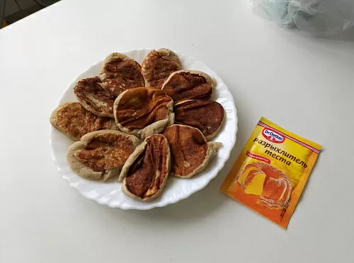 Фото рецепта Банановые оладьи на рисовой муке