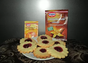 Весенние брусничные цветочки