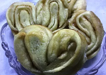 Плюшки с корицей