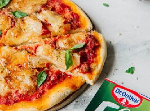 Фото рецепта Пицца на тонком тесте