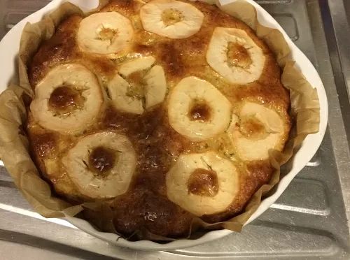 Фото рецепта Ленивый пирог с яблоками