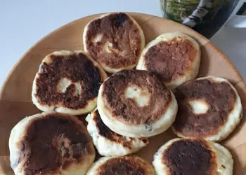 Сырники с изюмом