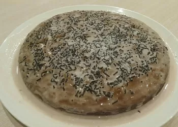 Пирог на сгущенке