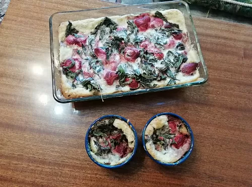 Фото рецепта Овсяный пирогс клубникой