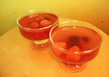 Клубничная дрожалка
