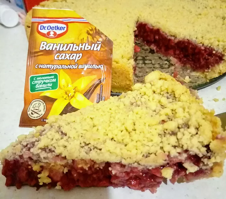 Пирог с малиной