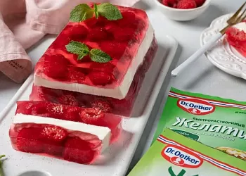 Желейный торт с малиной