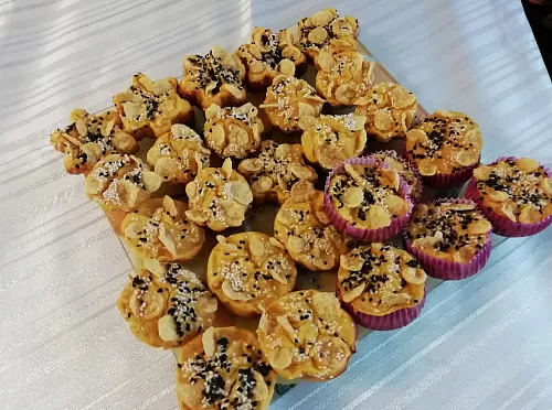 Фото рецепта Тыквенно-сырные маффины с кунжутом 