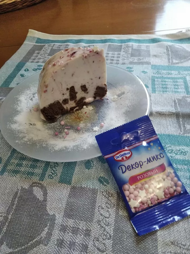 Торт из сметанны без выпечки