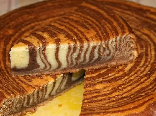 Фото рецепта Пирог &quot;Зебра&quot;