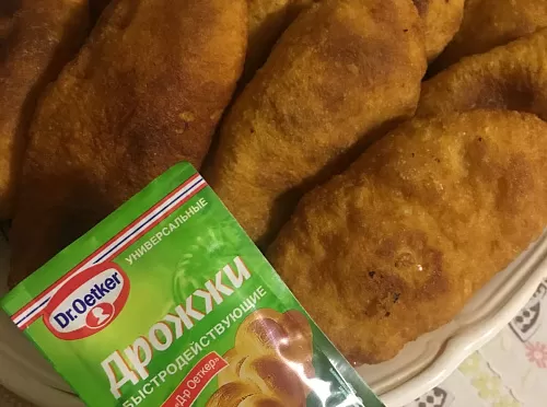 Жаренные пирожки с пряностями по рецепту бабушки