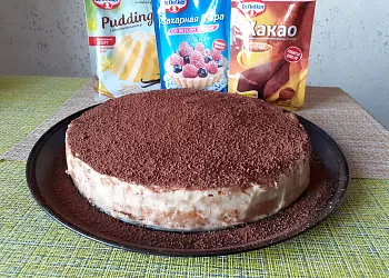 Бисквитный торт с ванильно-банановым кремом