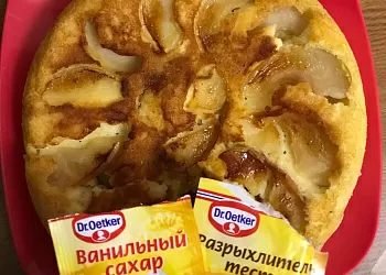 Шарлотка в мультиварке