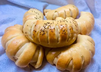 Рогалики с повидлом