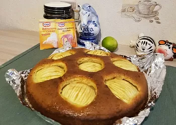 Яблочный "погружённый" пирог
