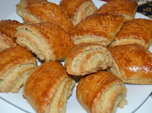 Фото рецепта Гата грузинская с грецкими орехами