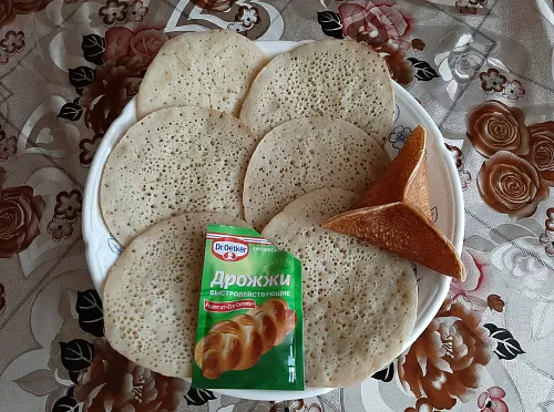 Фото рецепта Арабские блины на воде